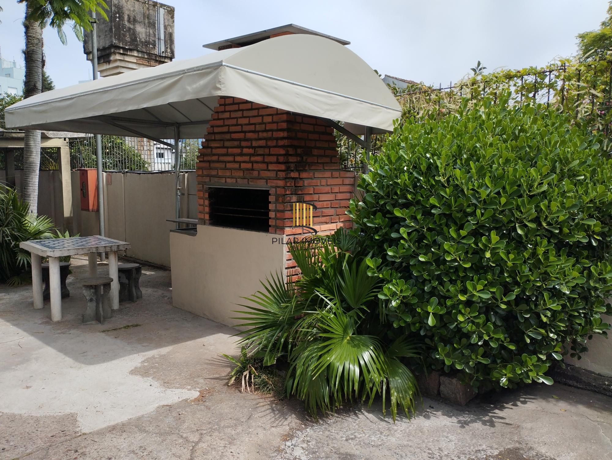 Apartamento 2 dormitórios no bairro Cristal
