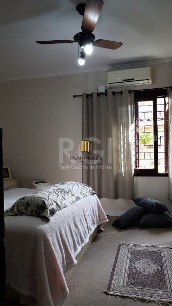 Casa para Venda - 146.68m², 3 dormitórios, sendo 1 suites, 2 vagas - Altos do Ipê