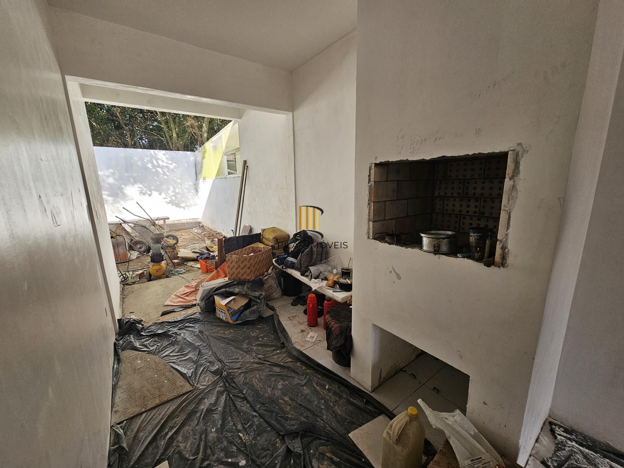 Casa térrea 3 dormitórios bairro Hípica