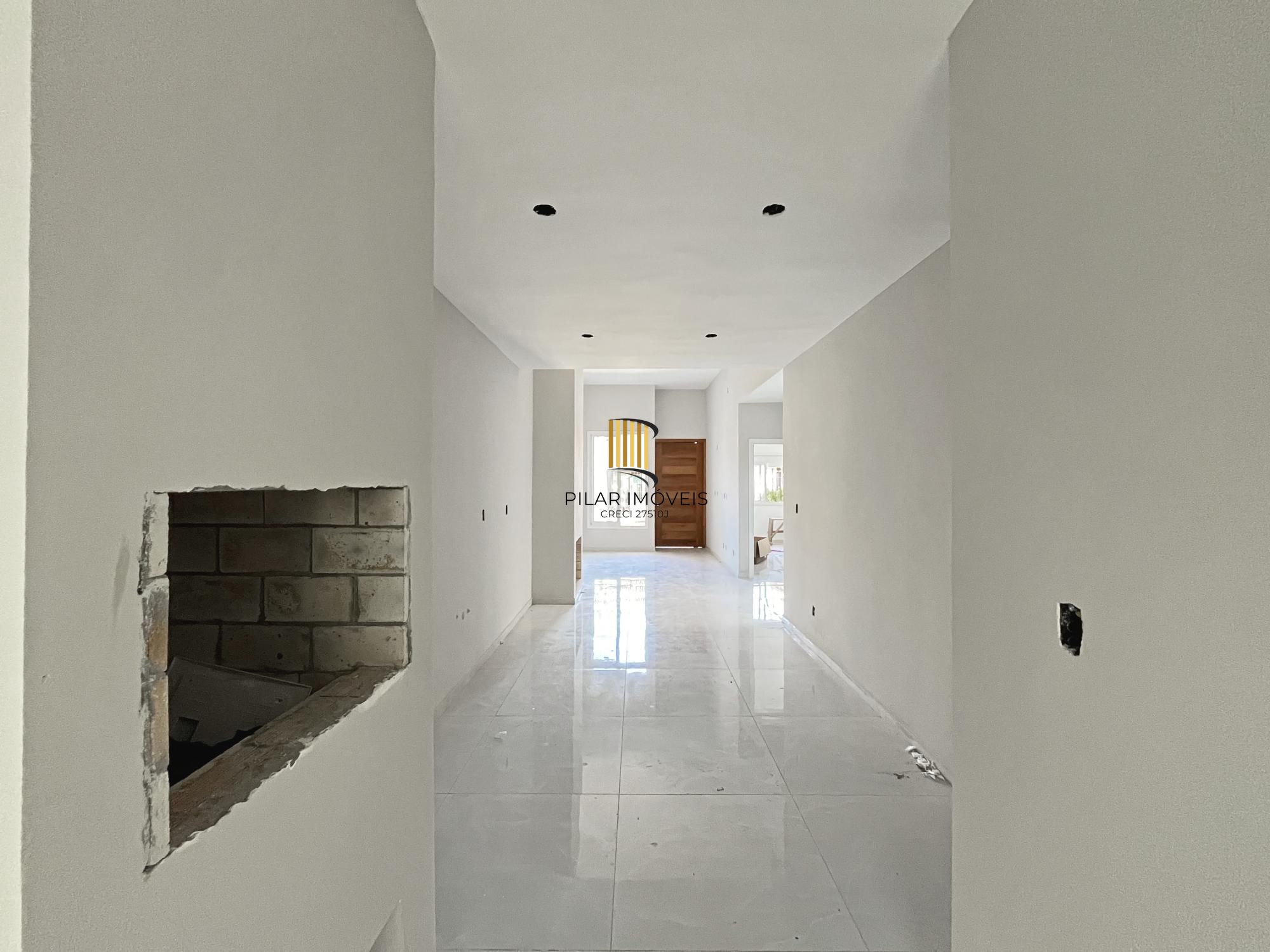 Nova ! Casa térrea 3 dormitórios com pátio amplo, bairro Hípica Boulervard !