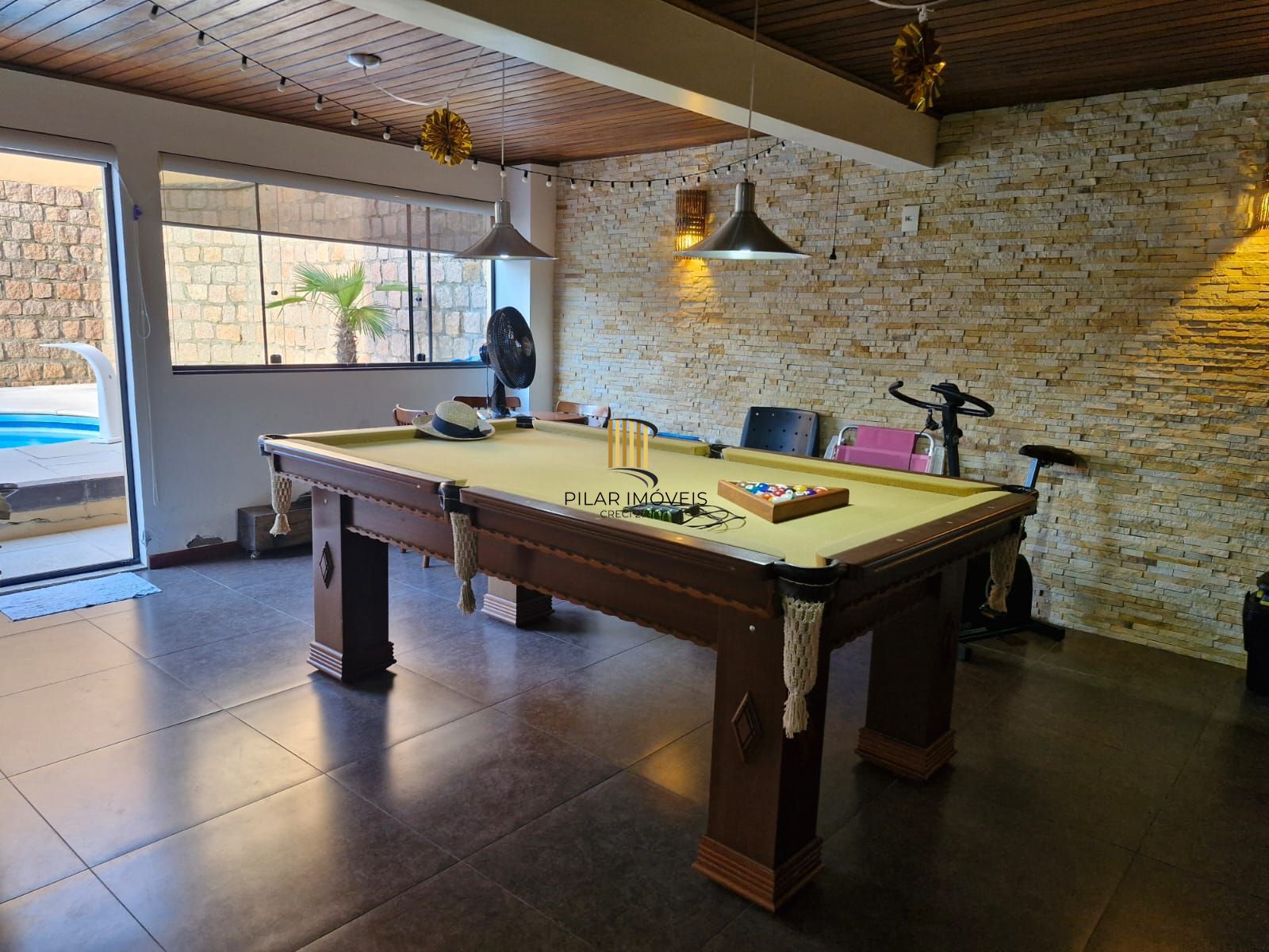 Casa 3 dormitórios no bairro Santa Tereza