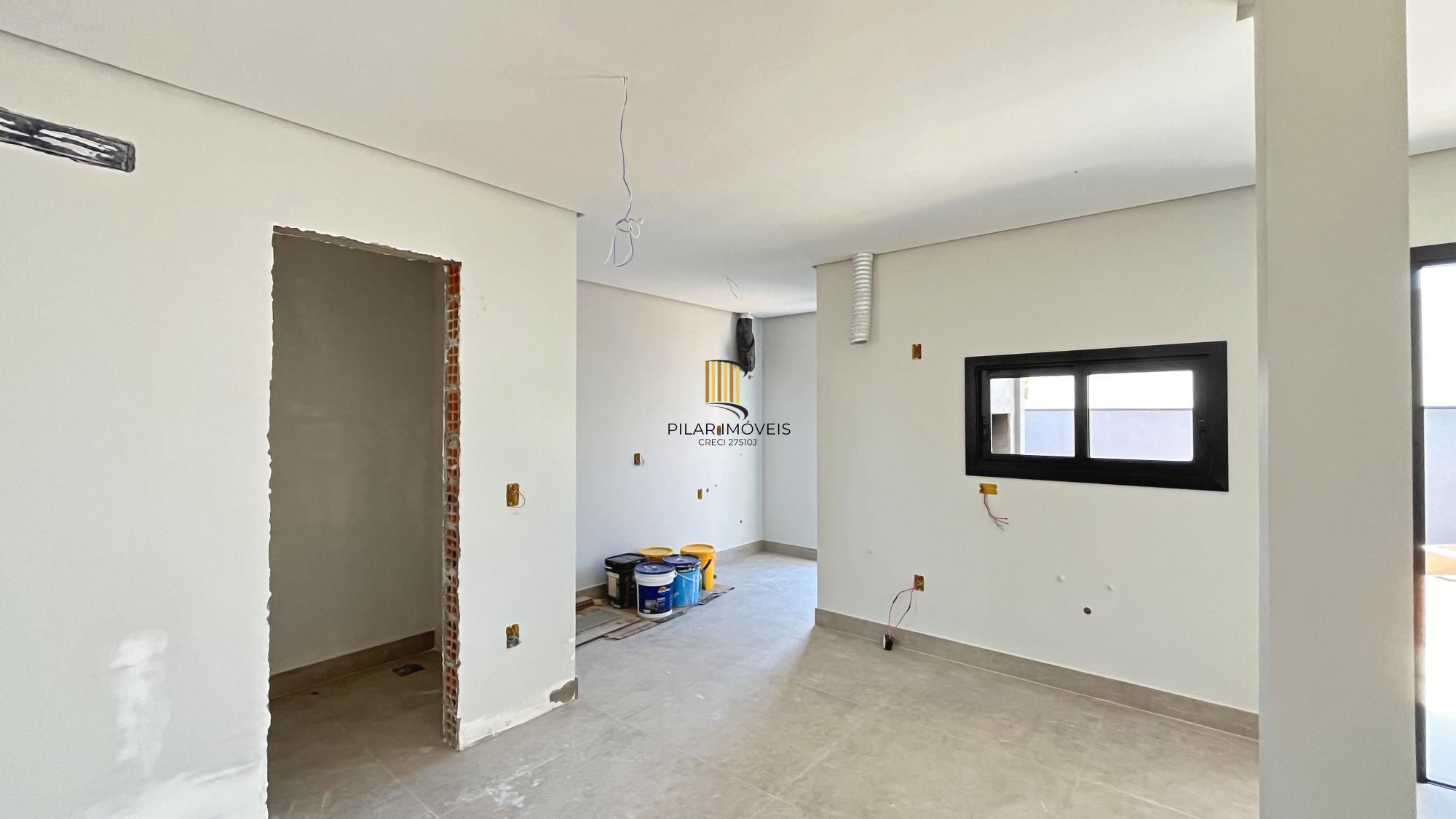 Casa de Condomínio 3 dormitórios no bairro Hípica