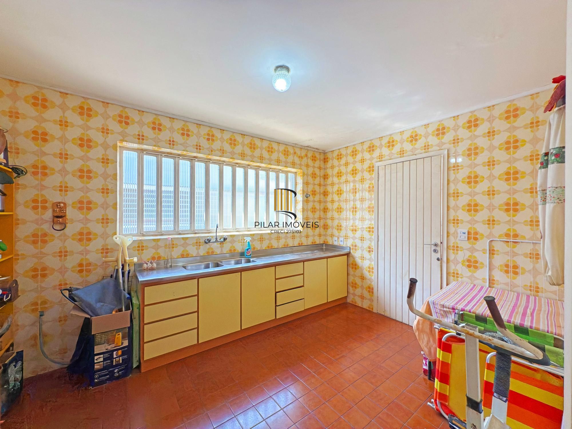 Casa Térrea com Piscina e 3 Dormitórios – Coração de Ipanema