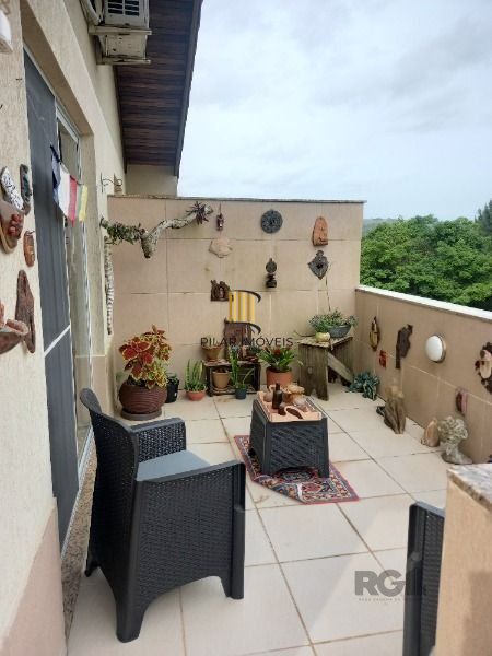 Apartamento em Porto Alegre, no bairro Cavalhada, com 2 dormitório(s), e 2 banheiros, à venda.