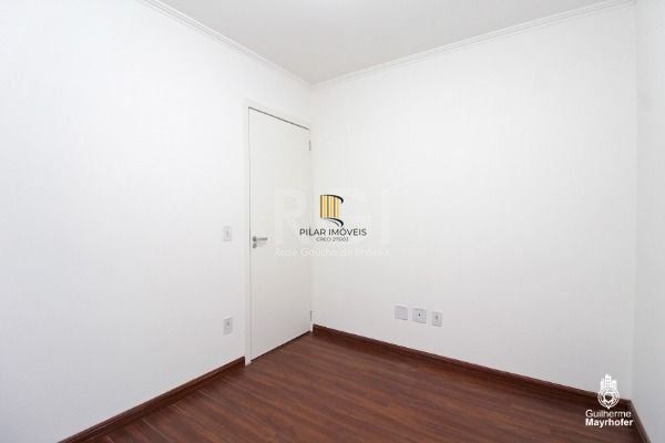 Apartamento em Porto Alegre, no bairro Guarujá, com 3 dormitório(s), e 3 banheiros, à venda.