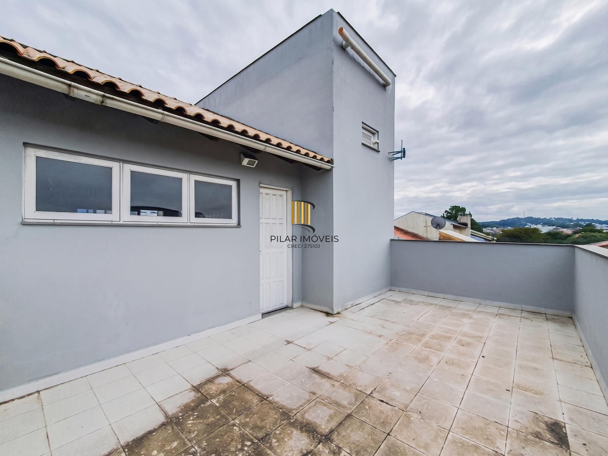 Casa com piscina para Venda - 189.91m², 3 dormitórios, sendo 1 suítes, 2 vagas - Hípica