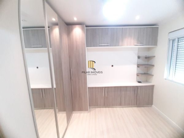 Apartamento em Porto Alegre, no bairro Vila Nova, com 2 dormitório(s), e 2 banheiros, à venda.
