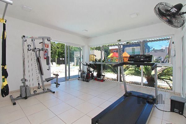 Casa Condominio em Porto Alegre, no bairro Hípica, com 3 dormitório(s), e 3 banheiros, à venda.