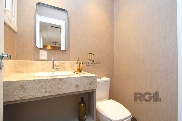 Casa Condominio para Venda - 364m², 3 dormitórios, sendo 3 suites, 2 vagas - Pedra Redonda