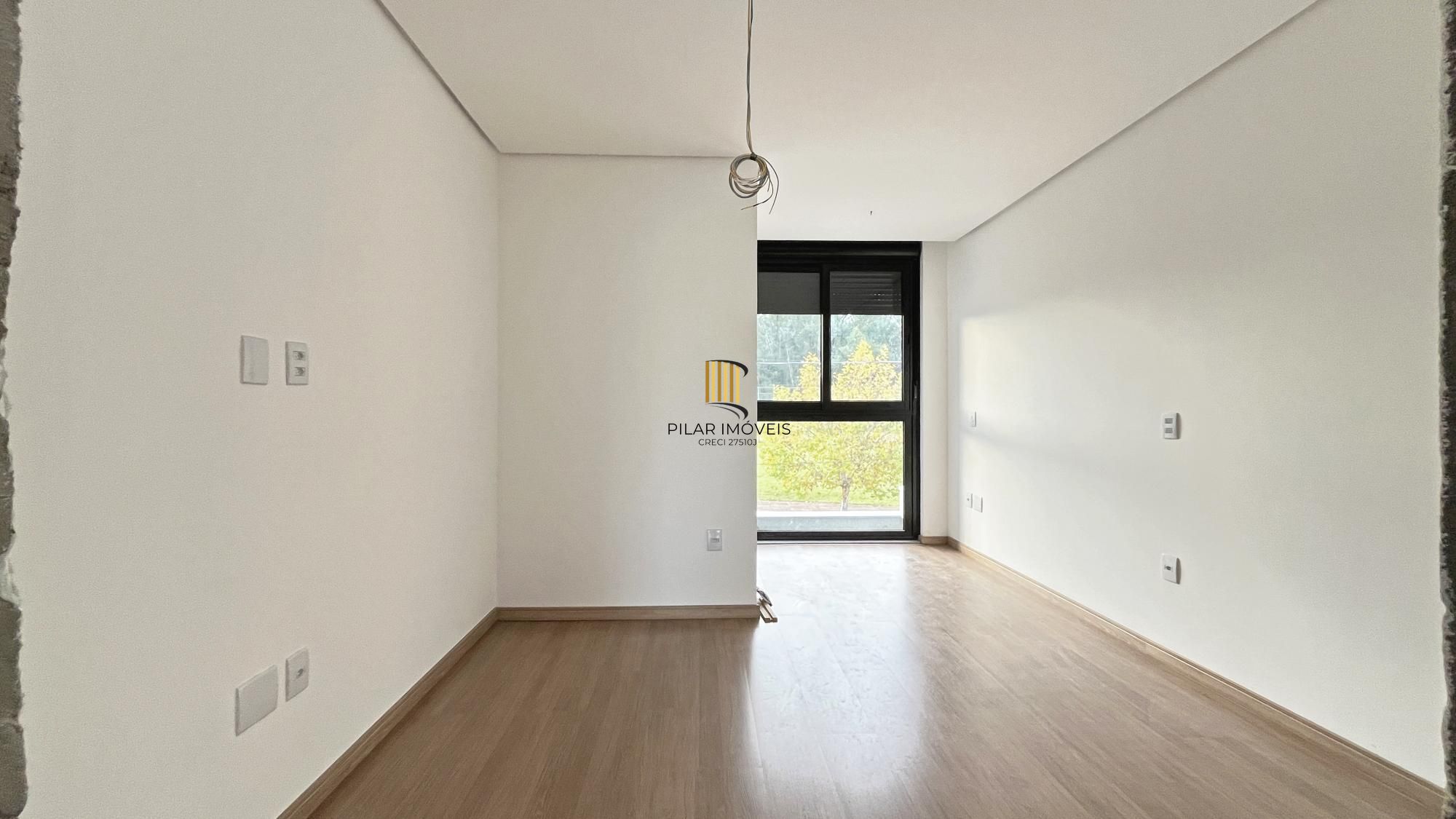 Casa Condominio em Porto Alegre, no bairro Hípica, com 3 dormitório(s), e 3 banheiros, à venda.