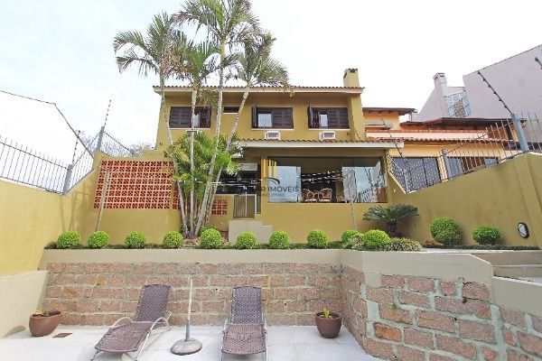 Casa para Venda - 287.96m², 4 dormitórios, sendo 1 suites, 4 vagas - Imperial Parque