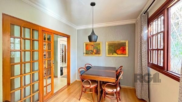 Casa Condominio em Porto Alegre, no bairro Santa Tereza, com 3 dormitório(s), e 3 banheiros, à venda.