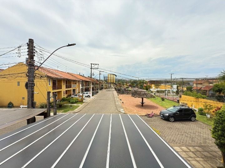 Casa de Condomínio 3 dormitórios no bairro Hípica