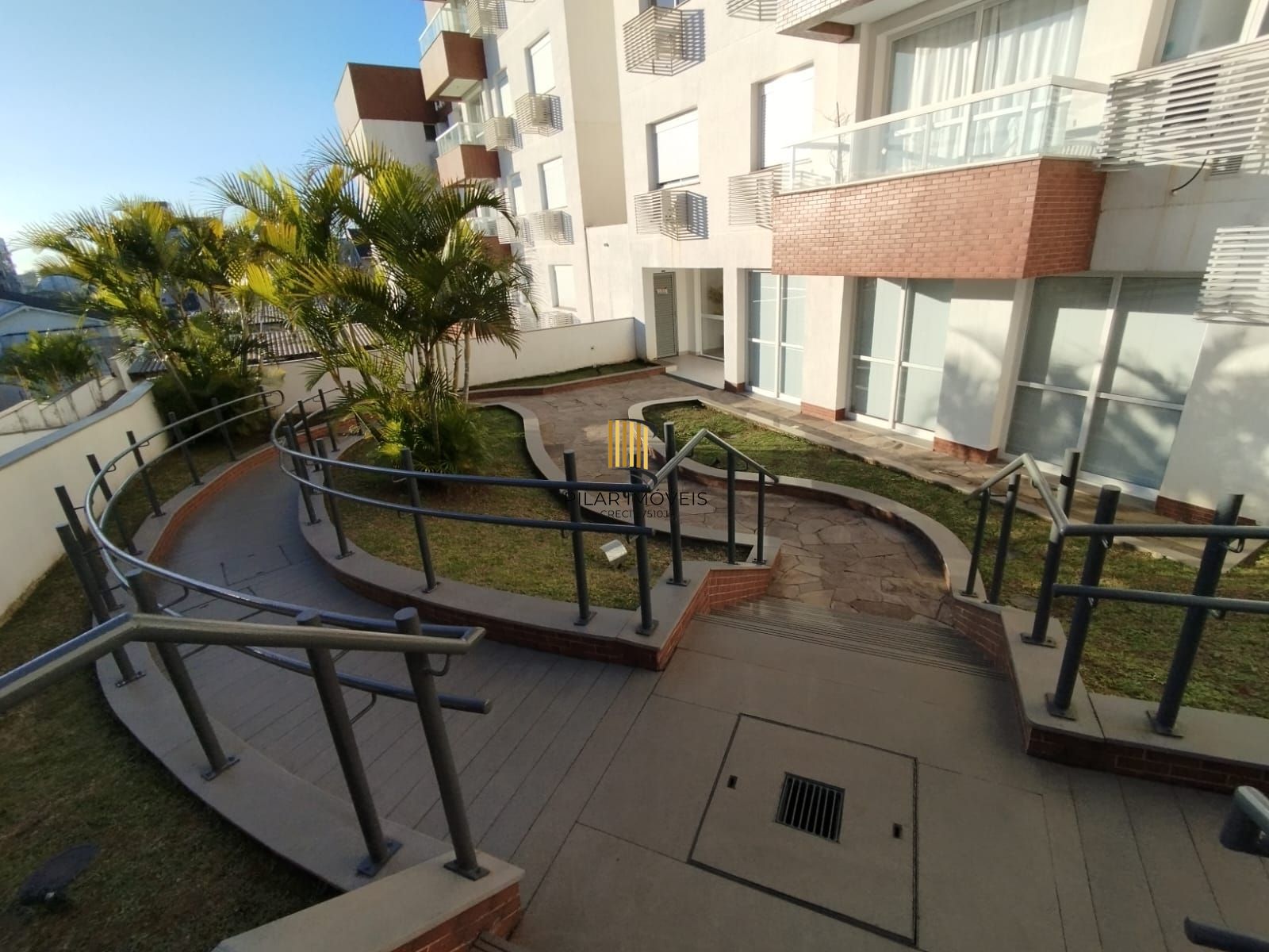 Apartamento, 2 quartos, com 01 suíte, bem localizado, bairro Tristeza.