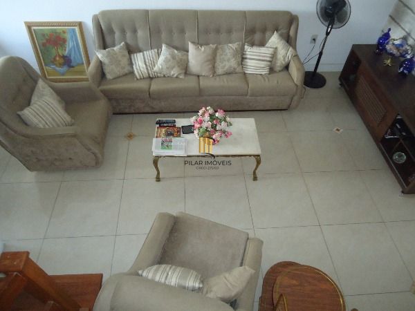 Casa para Venda - 177.93m², 3 dormitórios, sendo 1 suites, Hípica