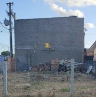 Excelente terreno com 2 casas