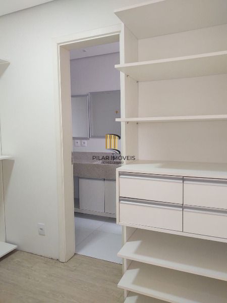 Casa de Condomínio 4 dormitórios no bairro Hípica