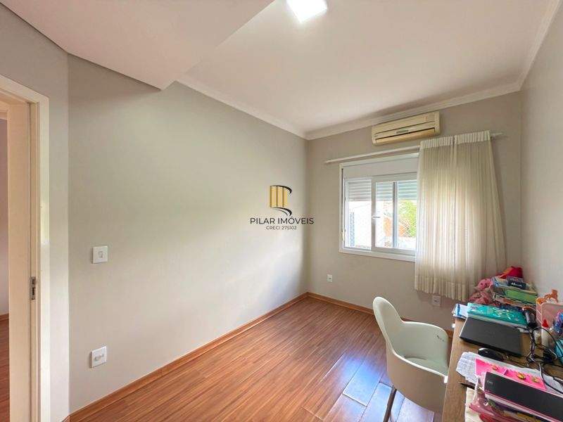 Casa com vista para o Rio e 3 dormitórios