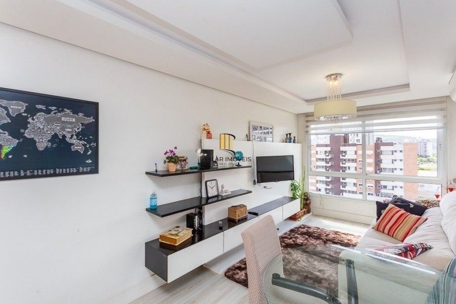 Apartamento à venda com 3 quartos 68.64 m², churrasqueira, na Rua Frei Germano.