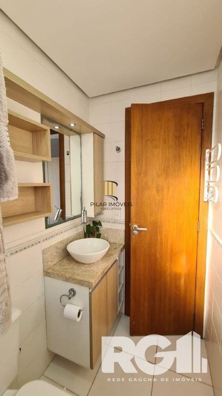 Apartamento 2 dormitórios no bairro Três Figueiras
