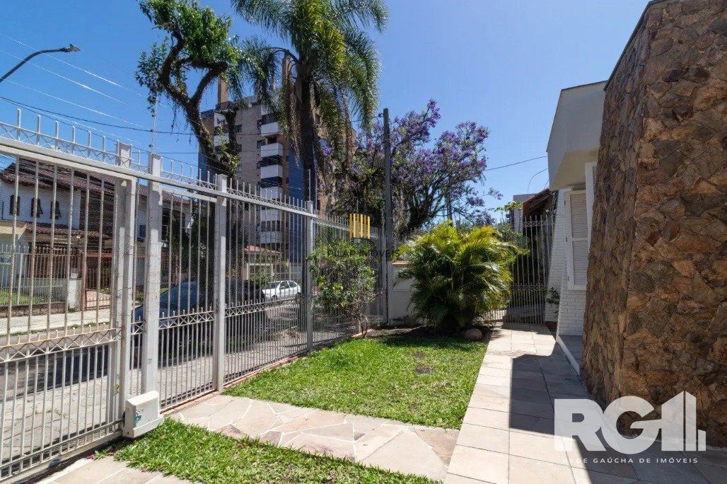 Casa 3 dormitórios no bairro Vila Ipiranga