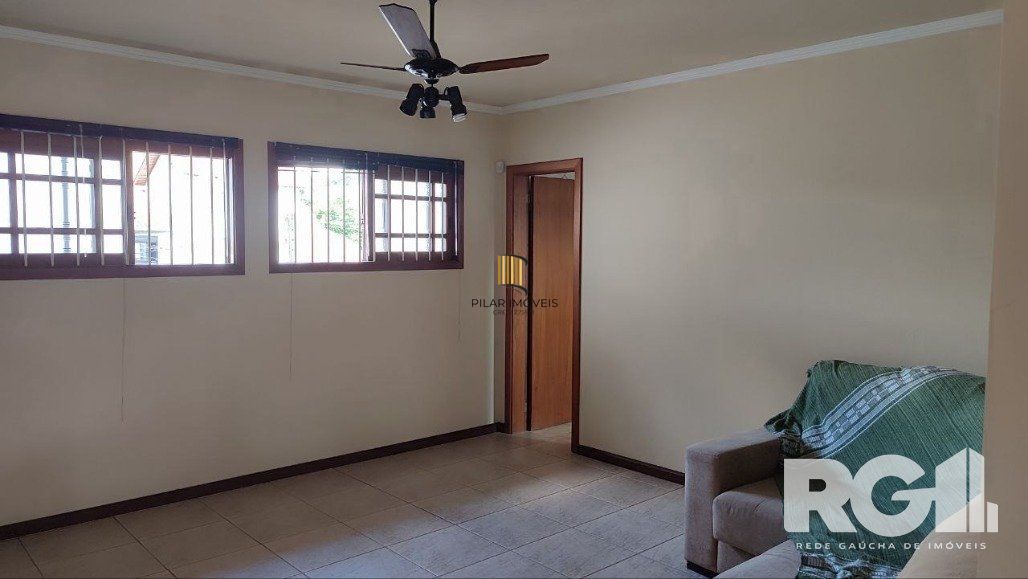 Casa com 3 dormitórios na Rua, Paulo Madureira Coelho, proximo ao novo Cesto, Morro Santana
