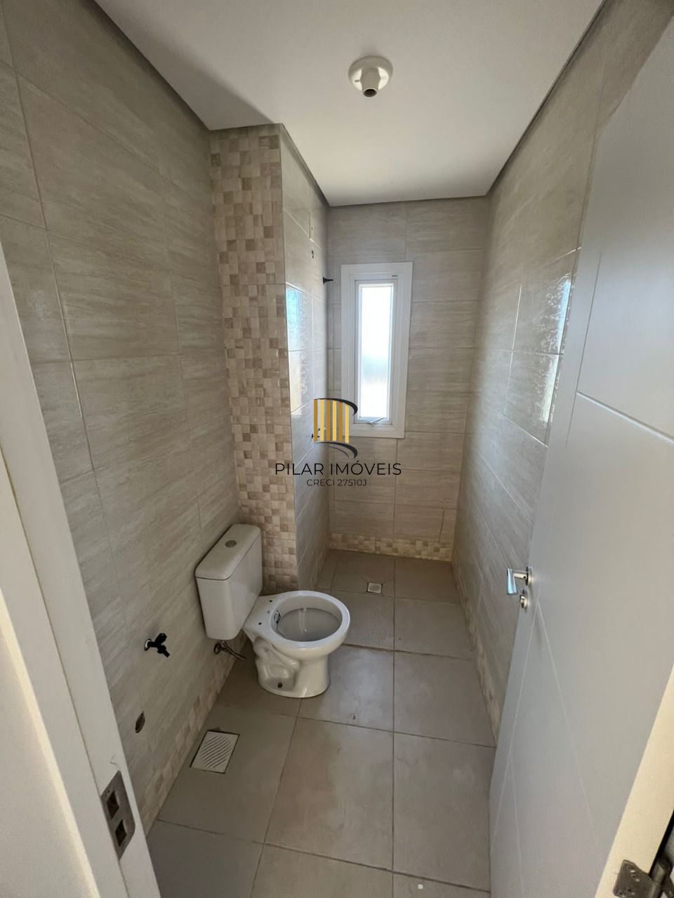 Apartamento 2 dormitórios no bairro Vila Regina