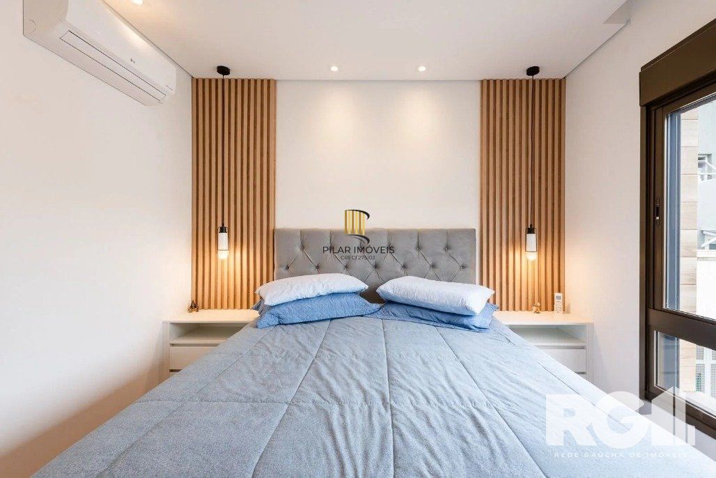 Apartamento de 3 dormitórios com suíte e churrasqueira, lavabo e 2 vagas de garagem.