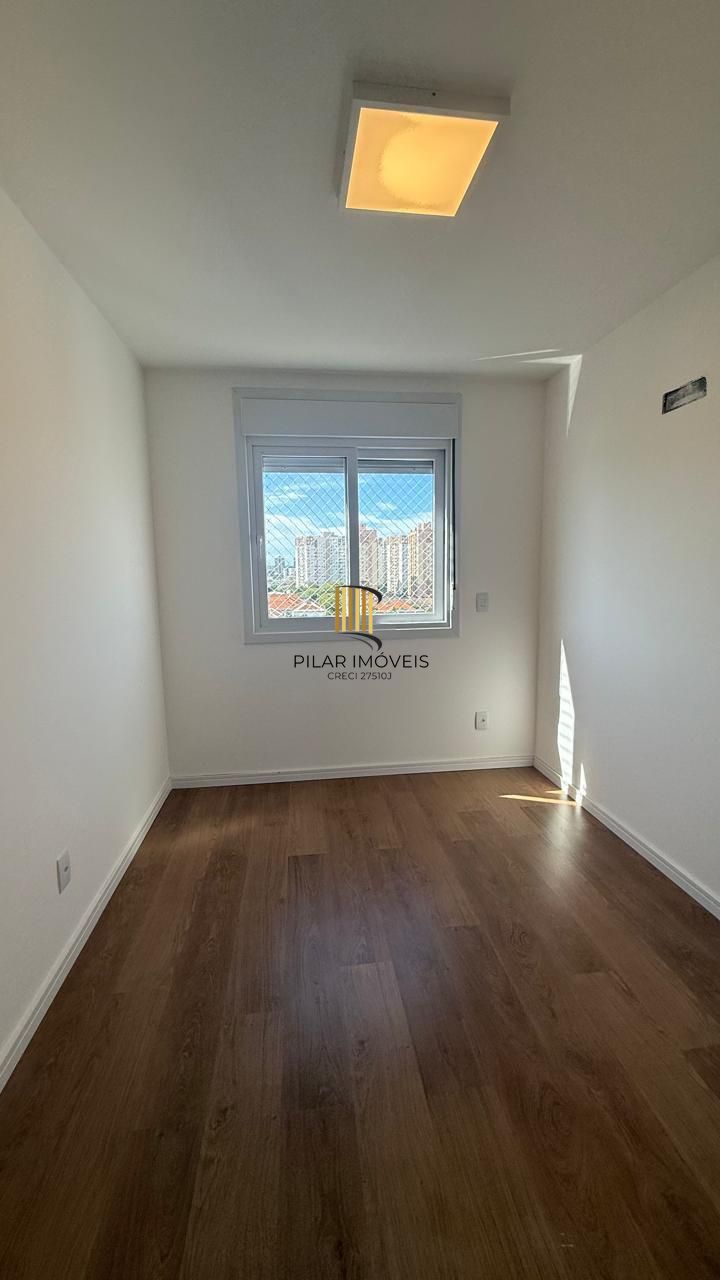 Apartamento 3 dormitórios no bairro Vila Ipiranga