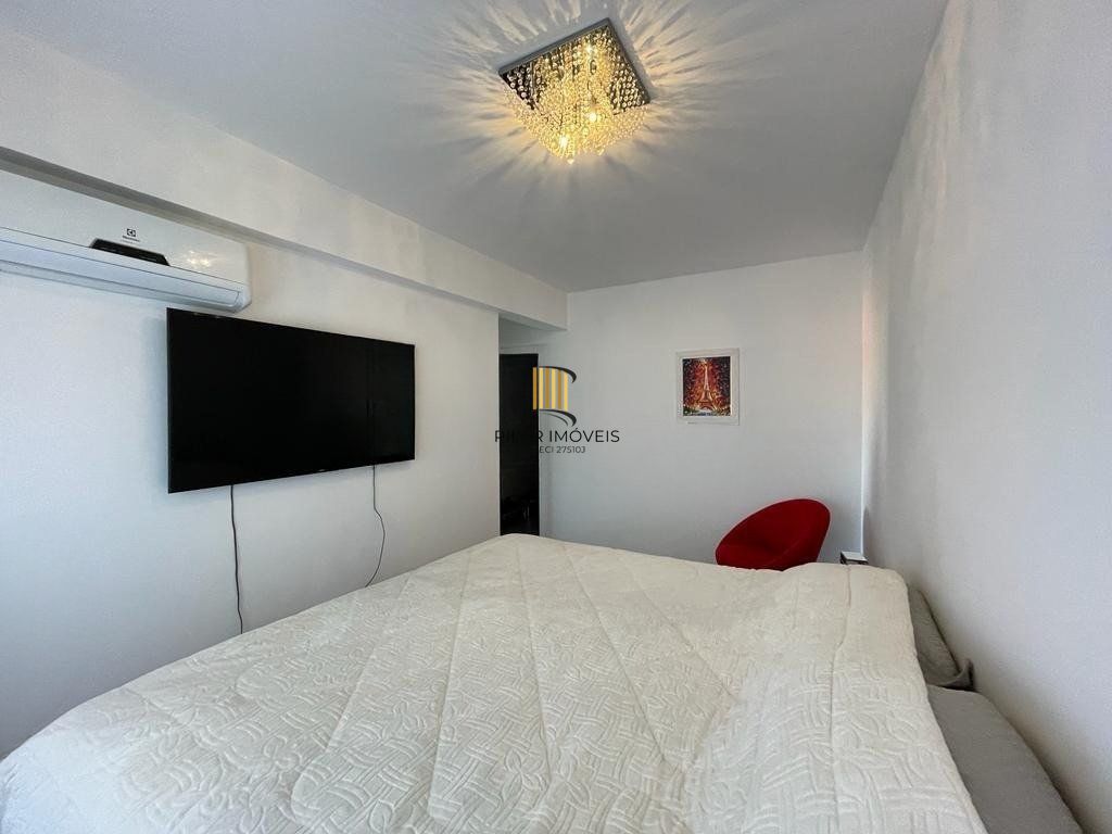 Apartamento 2 dormitórios no bairro Vila Ipiranga