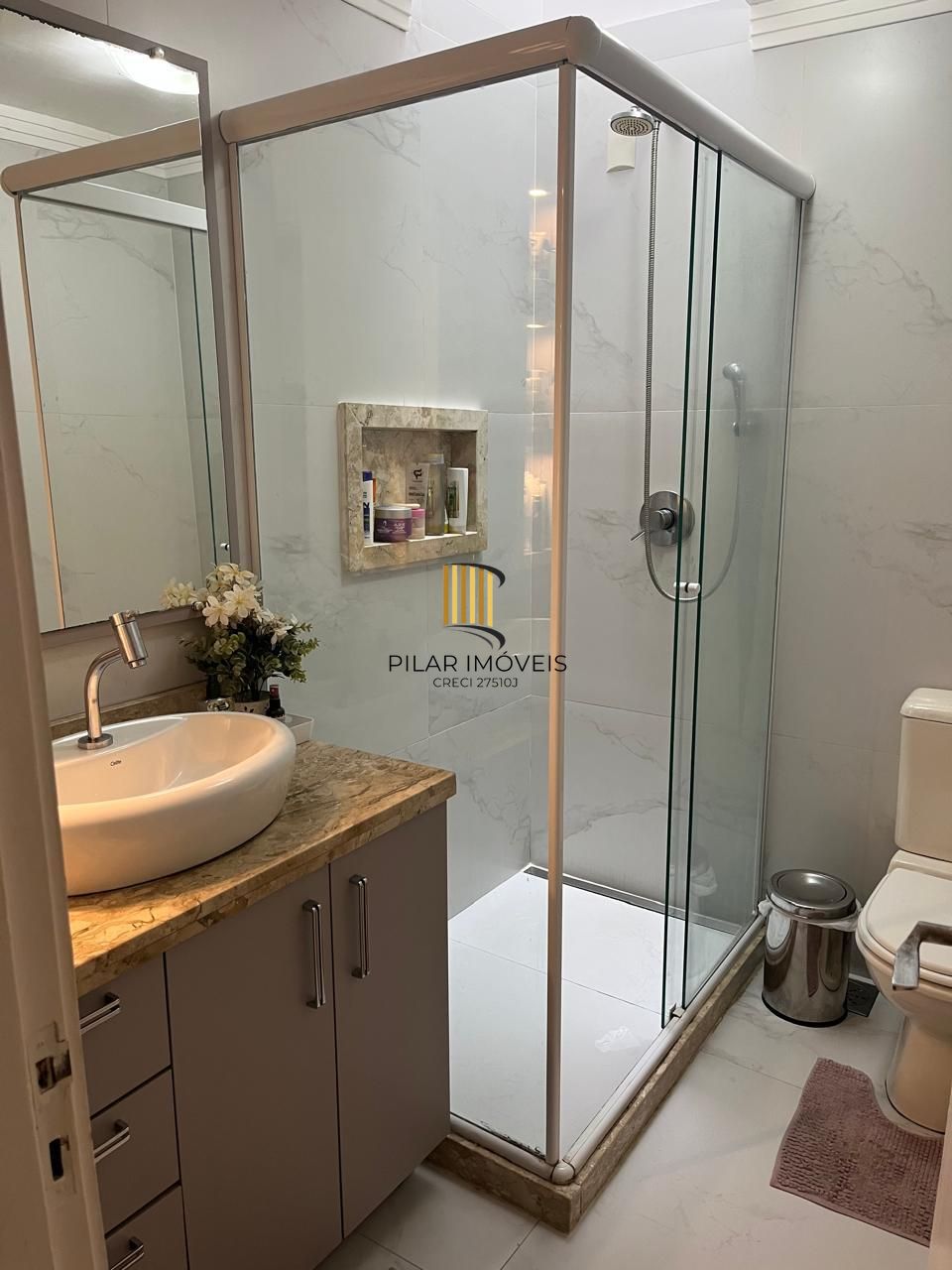 Sobrado mobiliado no Condomínio Alqueires com 108 m² privativos - Humaita