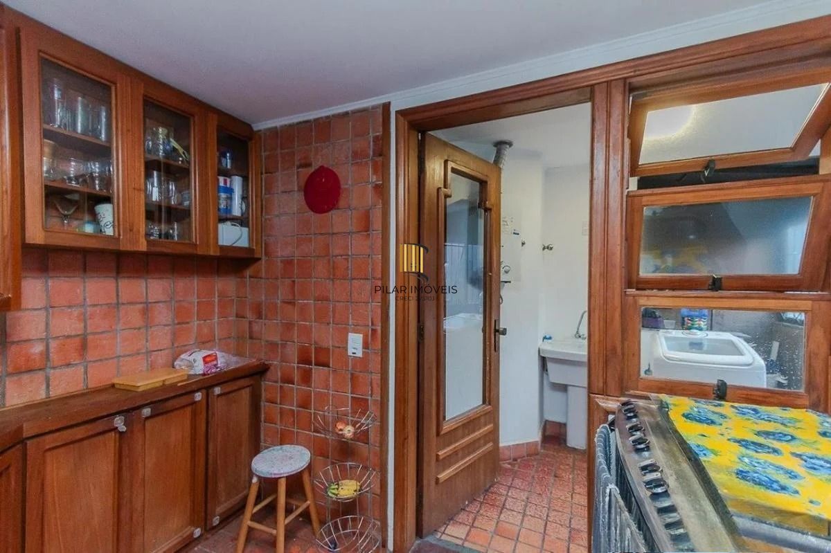 Oportunidade Única! Garden Semimobiliado com 3 Quartos e Varanda Gourmet e piscina. Bairro Petrópolis