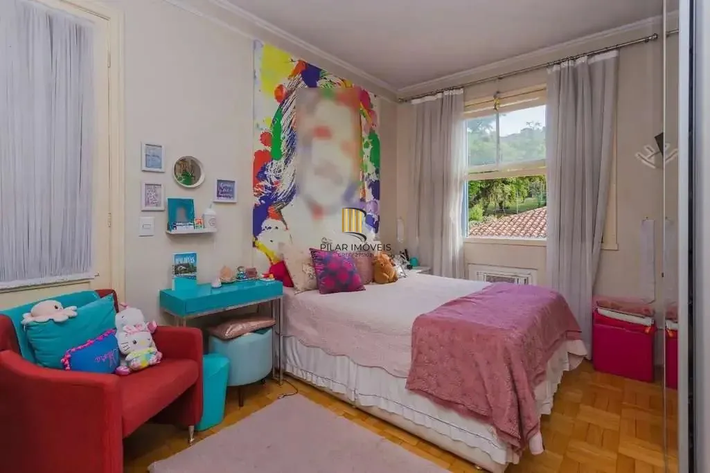 Casa ampla com piscina e edícula no Jardim Lindóia