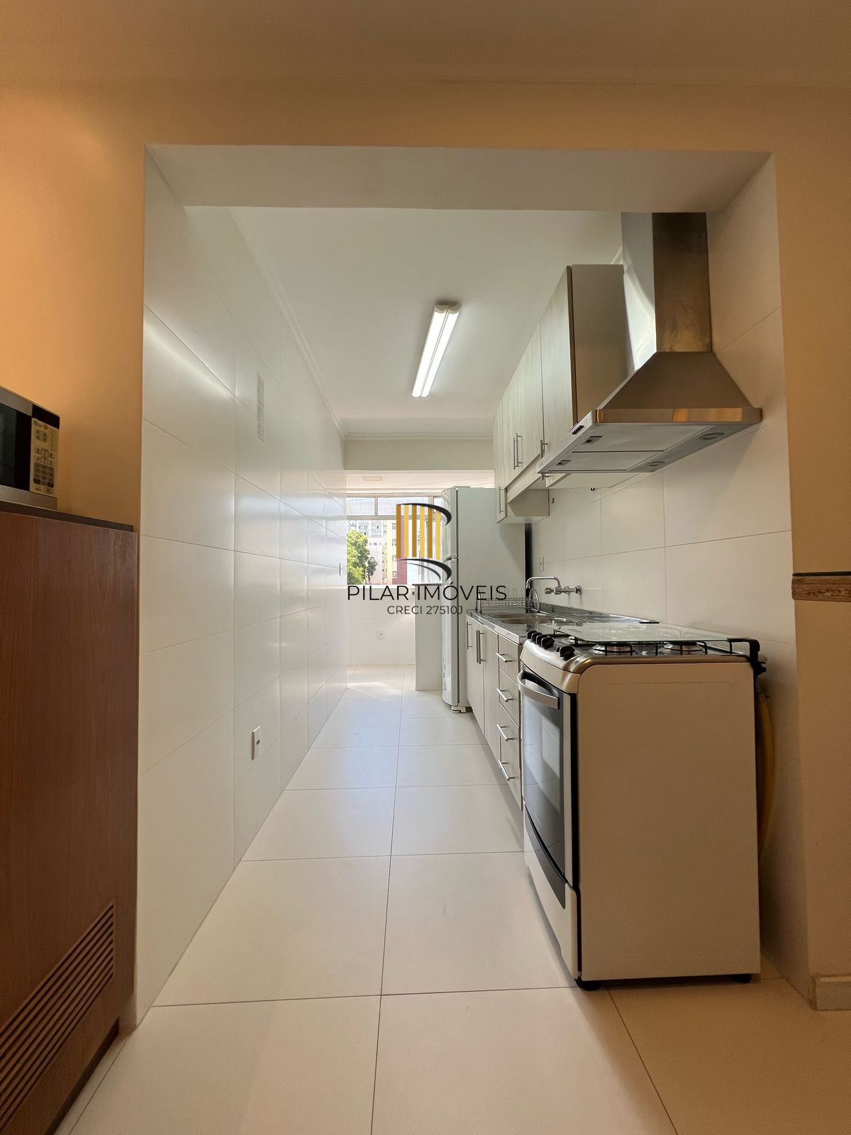 Apartamento para venda locado, 3 quartos, localizado na rua Vicente da Fontoura