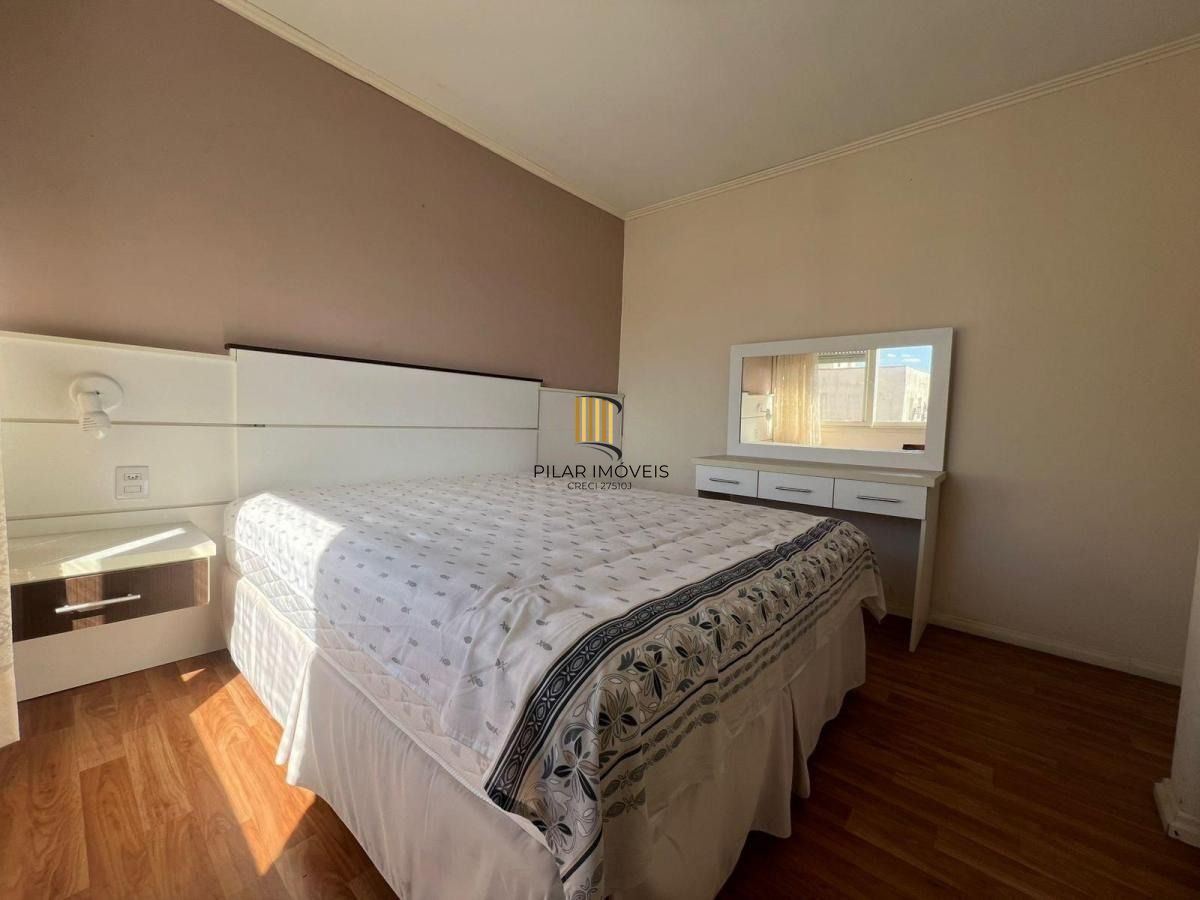 Apartamento com 3 dormitórios, 1 vaga e elevador,  Rua: Ernesto Alves - Floresta