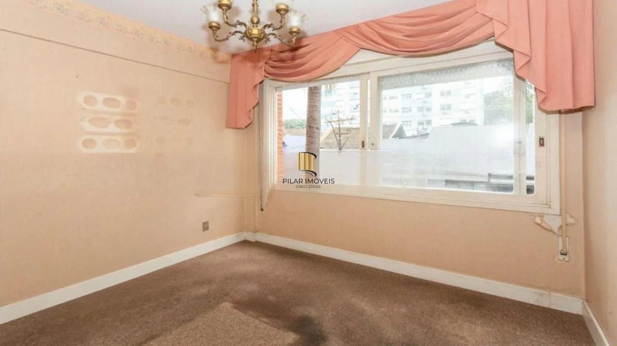 Valor abaixo do mercado  com 3 dormitórios, 1 vaga e elevador,  Floresta