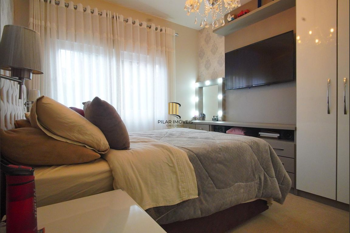 Apartamento garden semimobiliado 2 dormitórios, e vaga pra 2 carros.