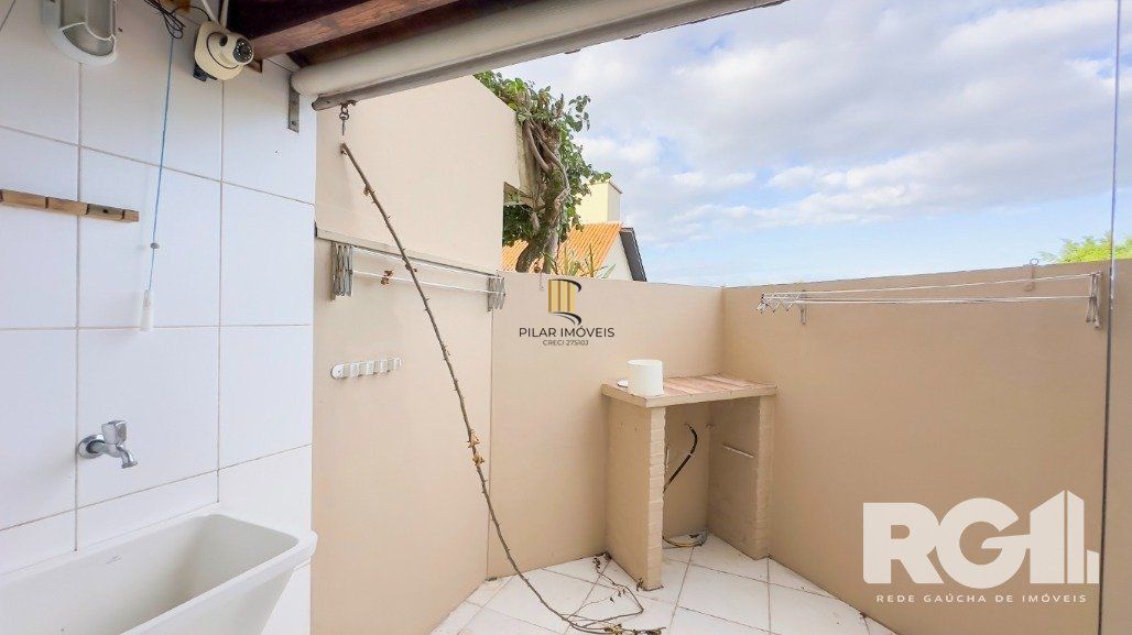 Casa Condominio 3 Dormitório(s) Bairro Jardim Sabará