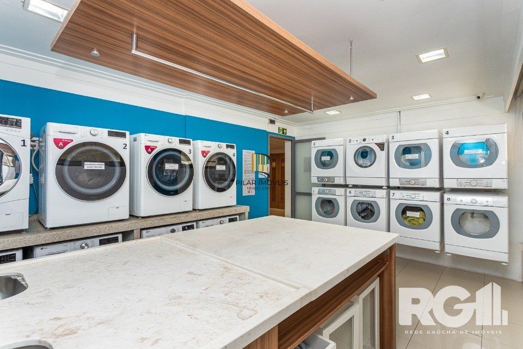 Apartamento 2 dormitórios no bairro Três Figueiras