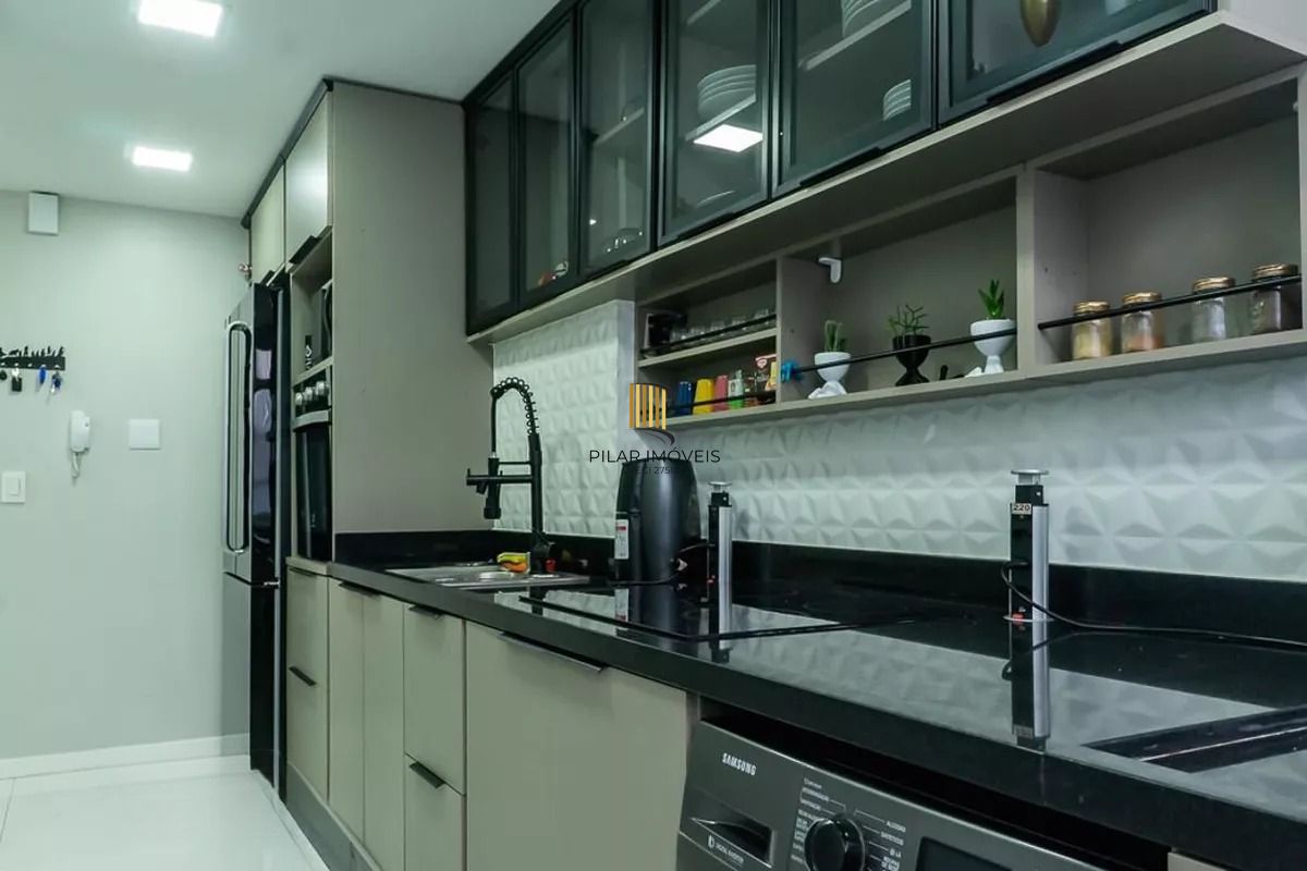 Apartamento 2 dorm. 72m² na Rua Engenheiro Sadi Castro no bairro Sarandi