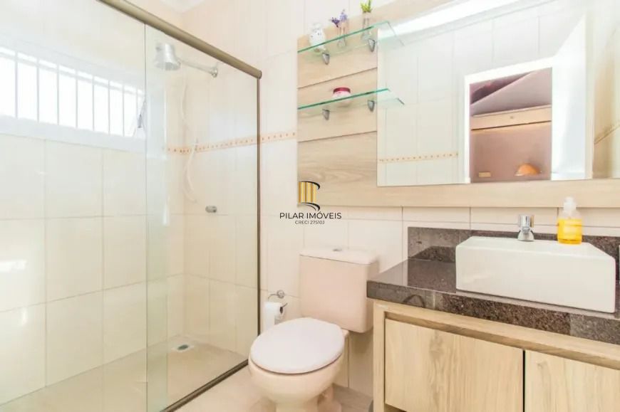 Casa com piscina, 3 suítes, desocupada, Rua Leite de Castro- Jardim Itu Sabará