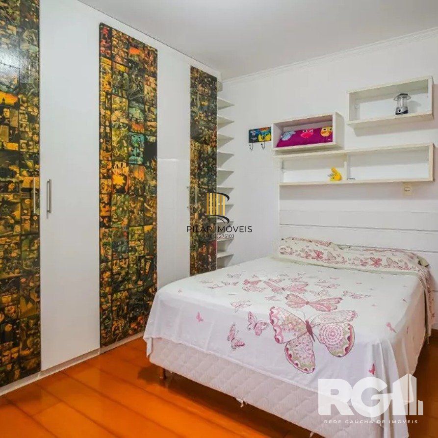 Casa 4 dormitórios no bairro Parque Santa Fé