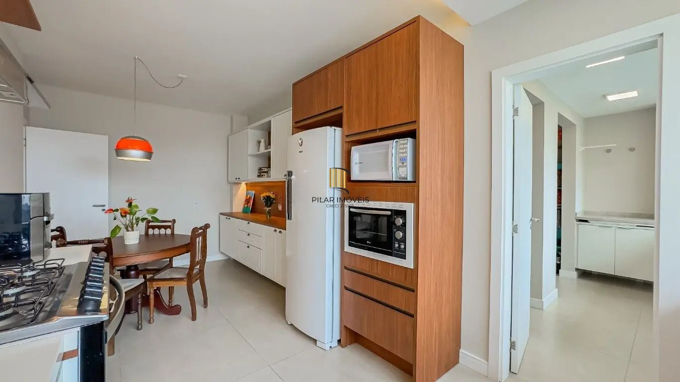 Apartamento com 3 quartos e 169m² com vista pro Guaiba, Av.  Independência, Porto Alegre.
