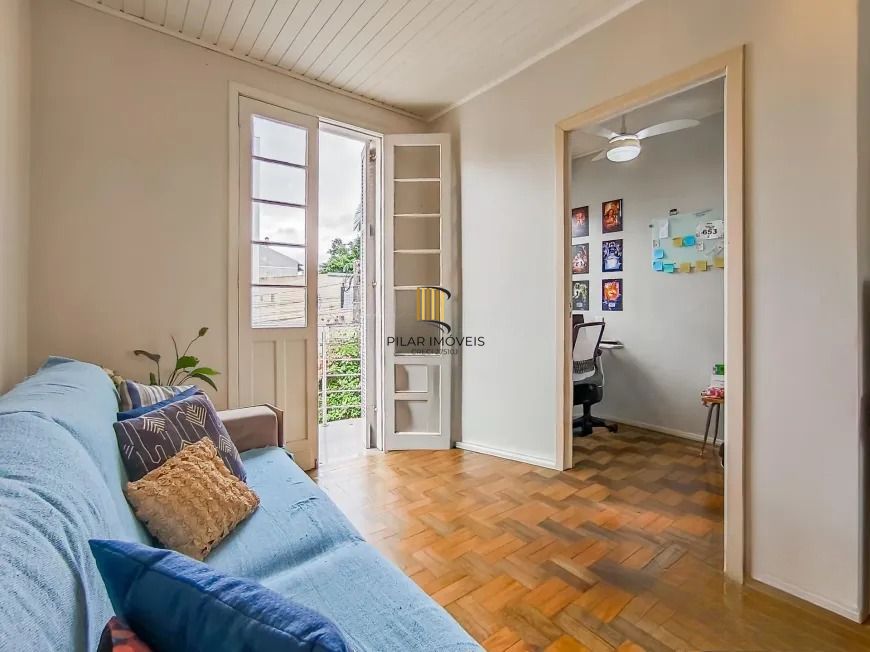 Casa com 3  Dormitórios, sacada e churrasqueira, no Bairro São João