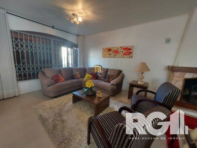 Casa 4 dormitórios no bairro Jardim Itu