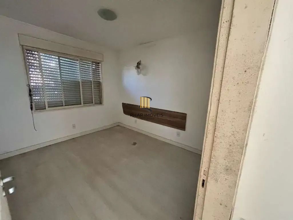 Casa com Vista Privilegiada e 2 Vagas no Jardim Floresta