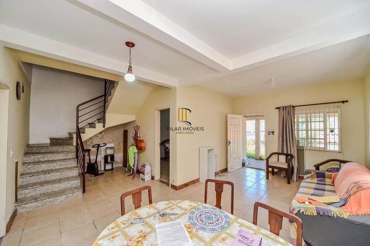 Casa com 4 dormitórios, R Doutor Paulino Guerra