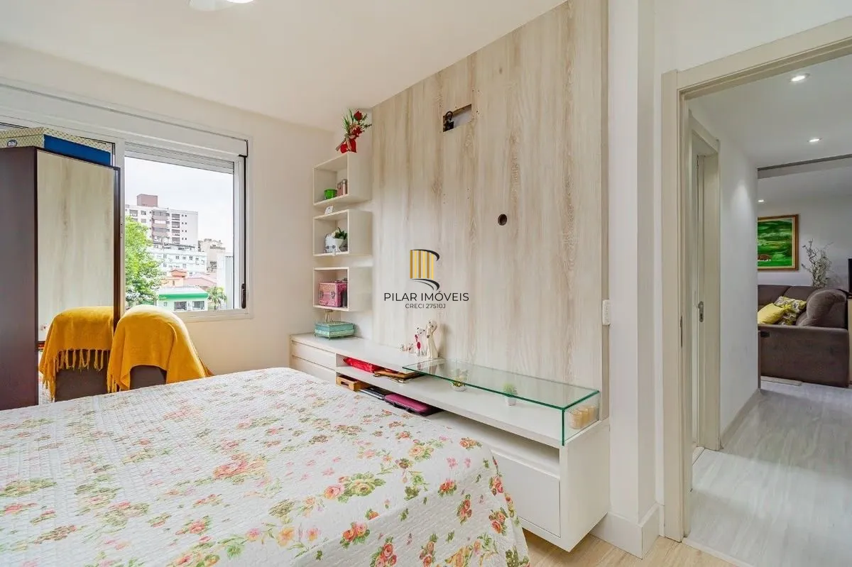 Apartamento 2 Dorm com Suíte, Sacada e Vaga