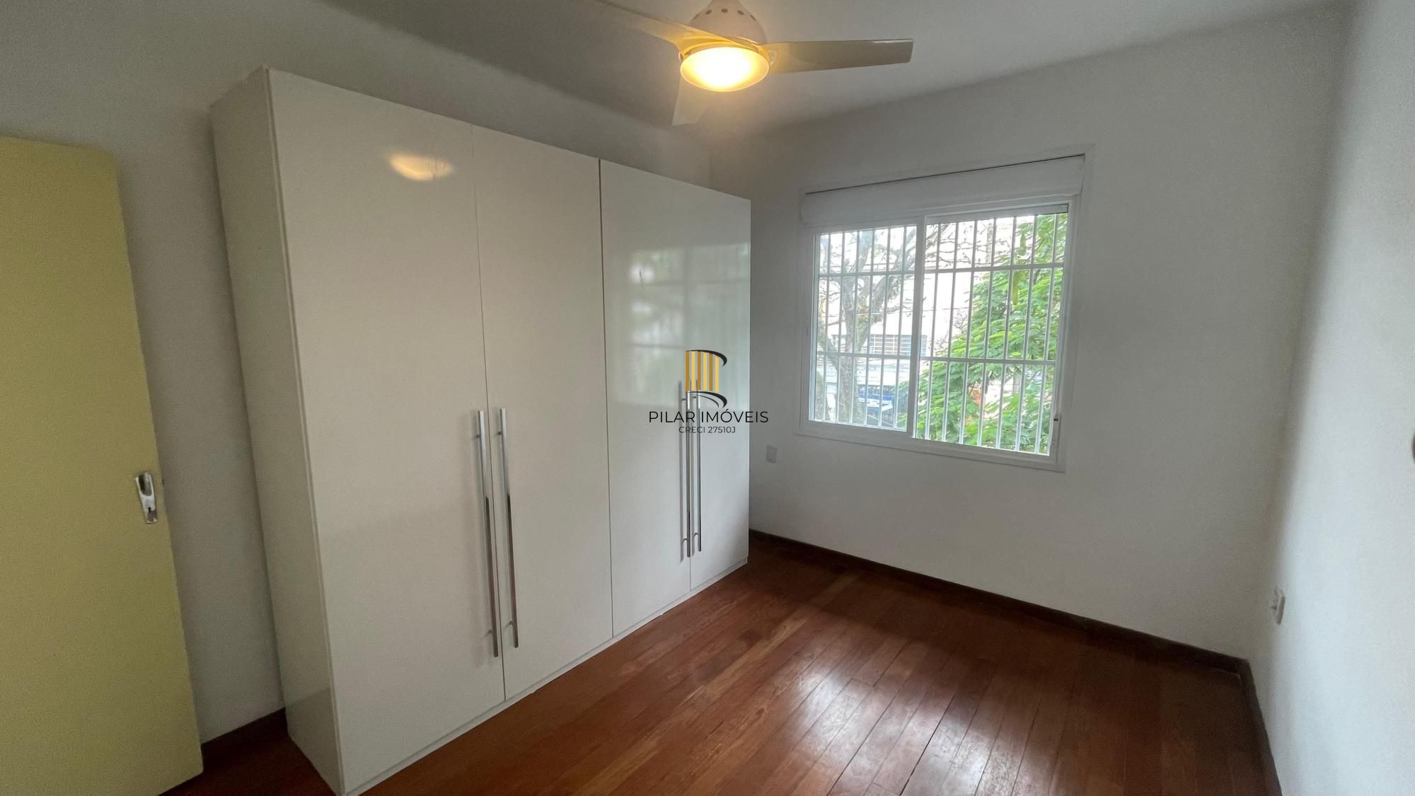 Casa com 3 quartos, espaço gourmet com churrasqueira, Bairro São Geraldo