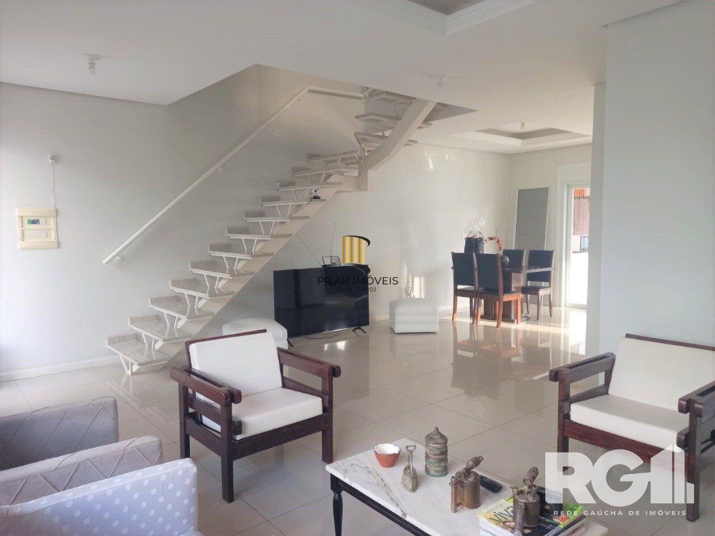 Casa 3 dormitórios no bairro São Sebastião